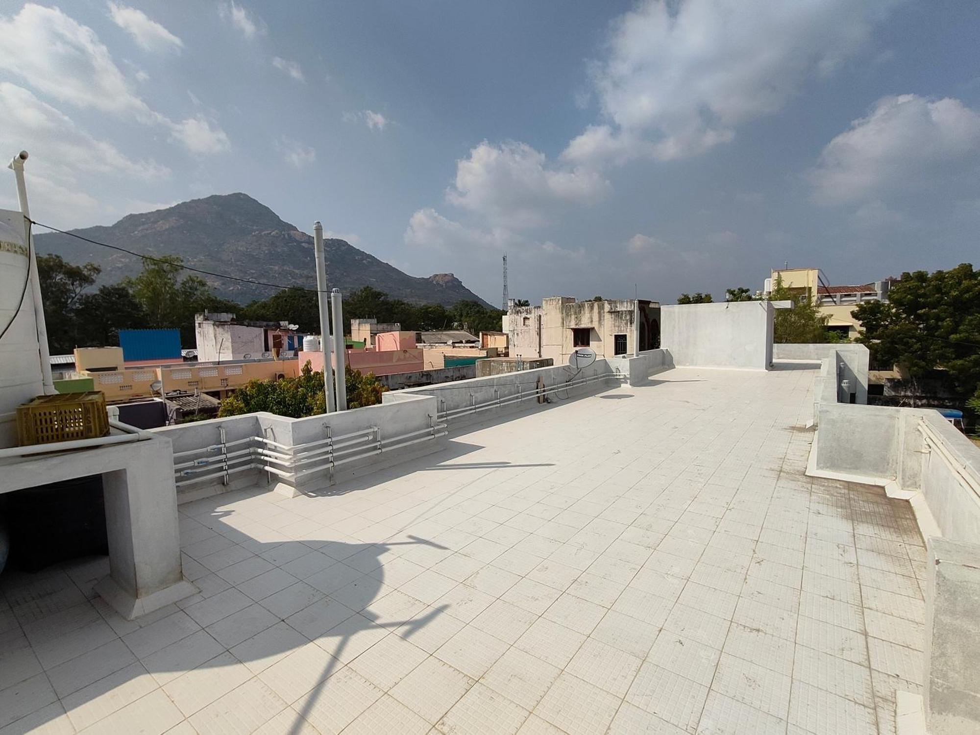 Nivas Hill View Homestay Tiruvannāmalai Dış mekan fotoğraf